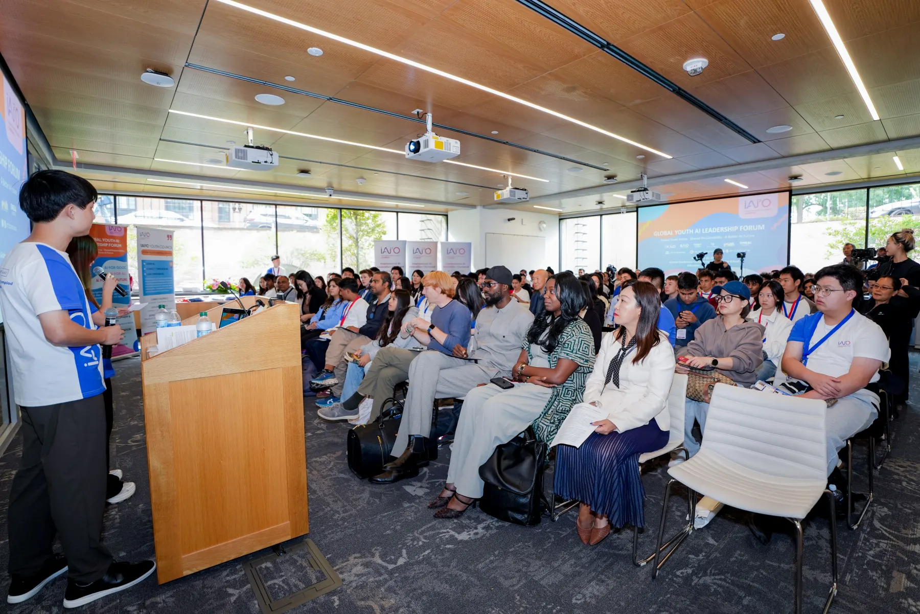 Forum co-founders hosting the event, photo 3